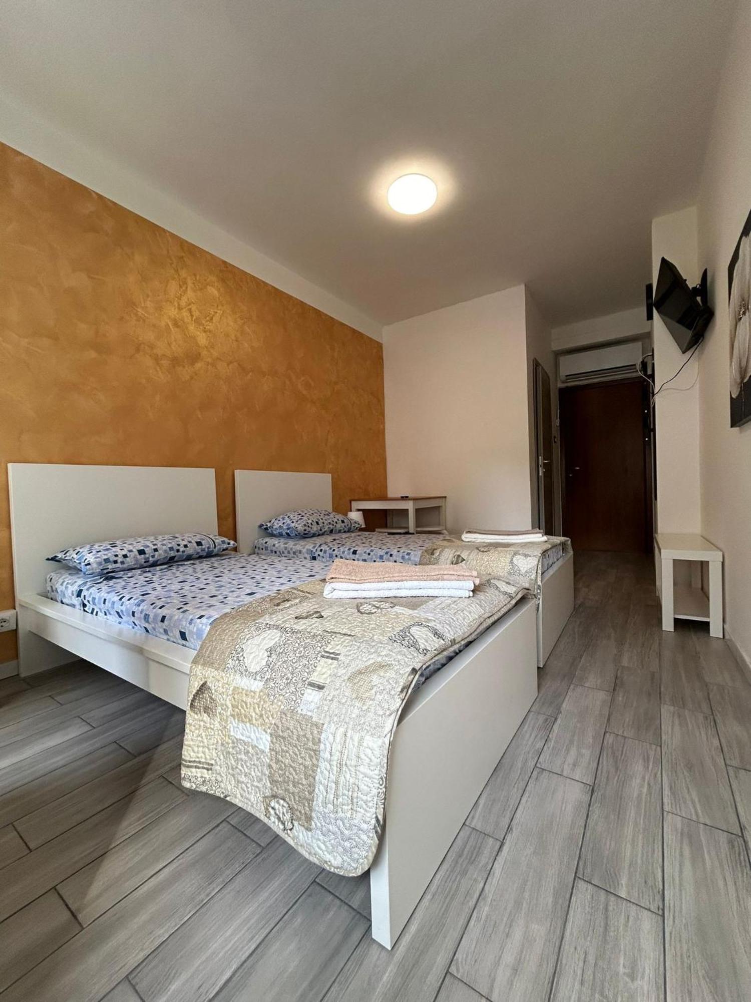 בולצאנו Capri B&B מראה חיצוני תמונה